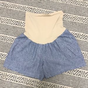 Maternity shorts